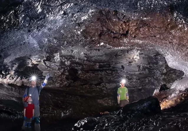 Tunnel de lave, île de La Réunion